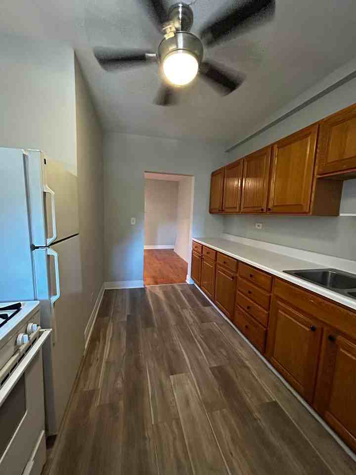 3924 N Milwaukee Ave #3924-2 - Photo 5 of 22