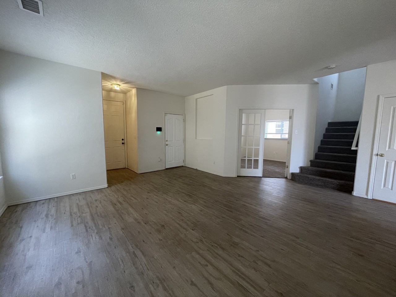 3540 Clear Creek Rd Ne #1 - Photo 4 of 31