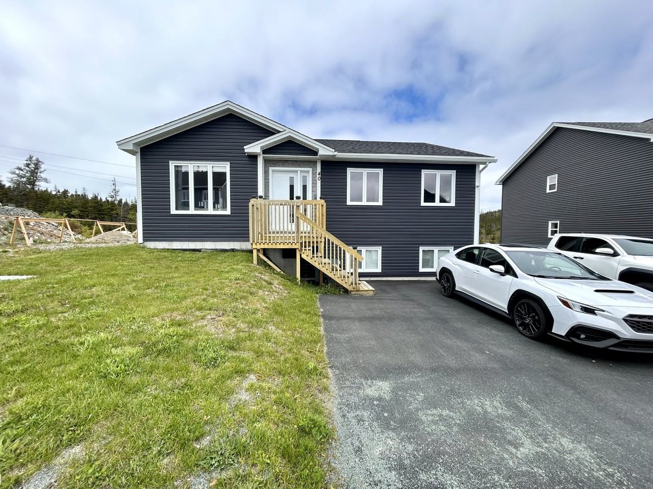 40 Markham Dr #MAIN
