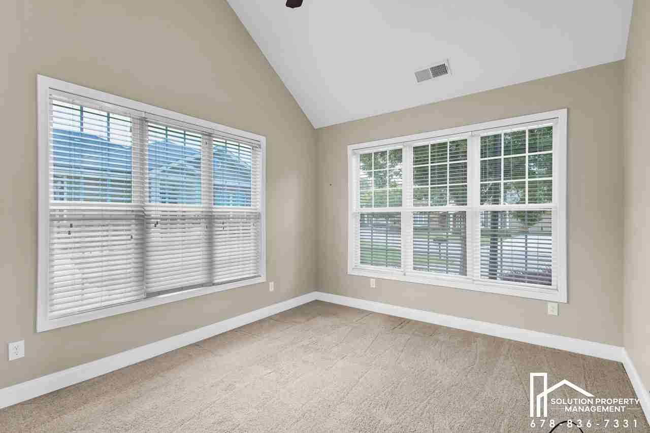 5358 Manor View Dr Nw #1 - Photo 6 of 22
