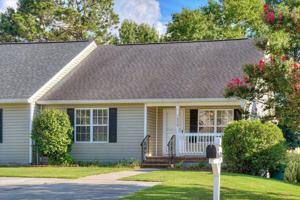 featured image of 1999 Shoreline Dr