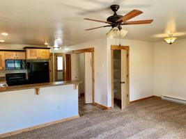featured image of 1220 Laurel St #3