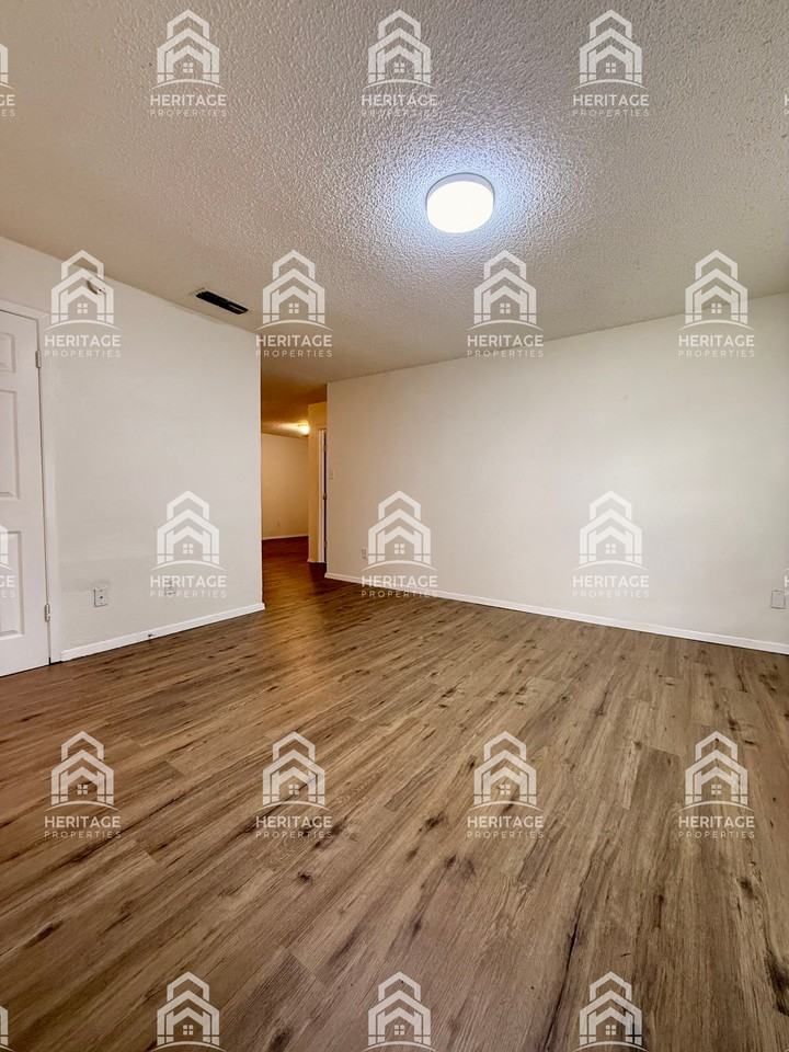 101 N Bugle Dr #1 - Photo 6 of 26