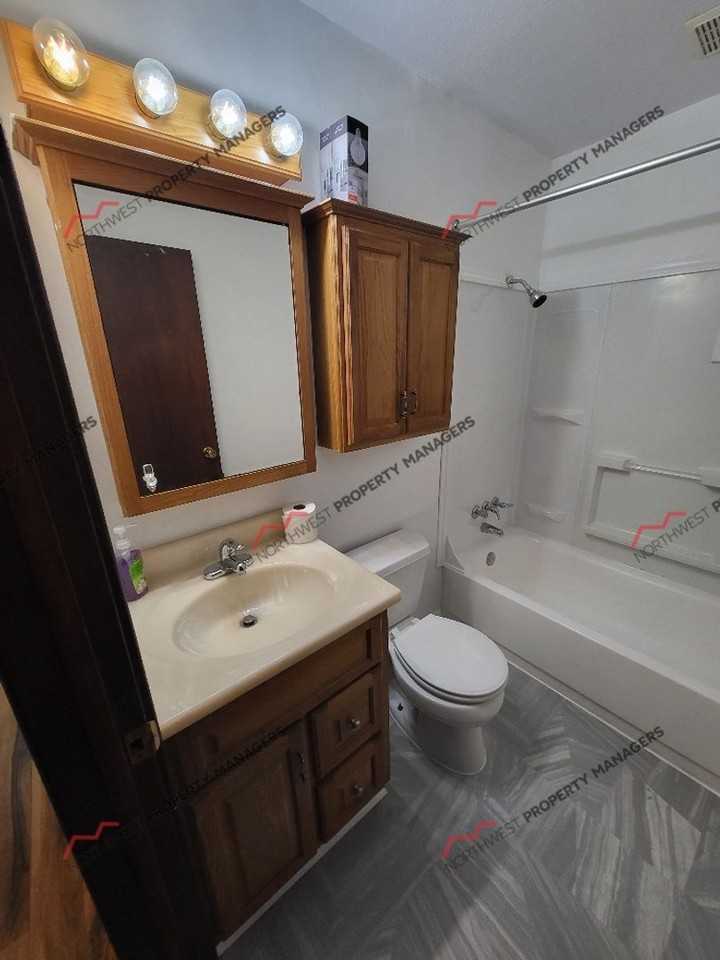 137 Baker Dr - Photo 7 of 25