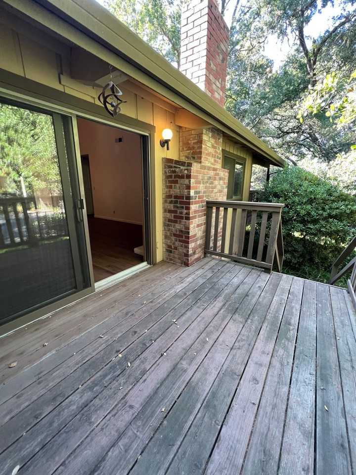 6418 Monteverde Ct - Photo 6 of 17