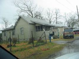 featured image of 209 Walnut St