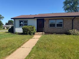 featured image of 652 W Macarthur Ave