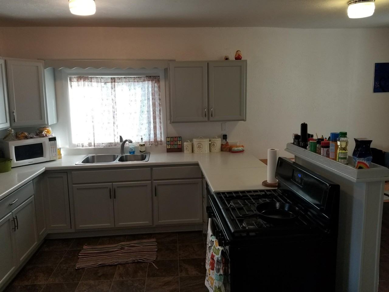 712 Lake St #1 - Photo 5 of 10