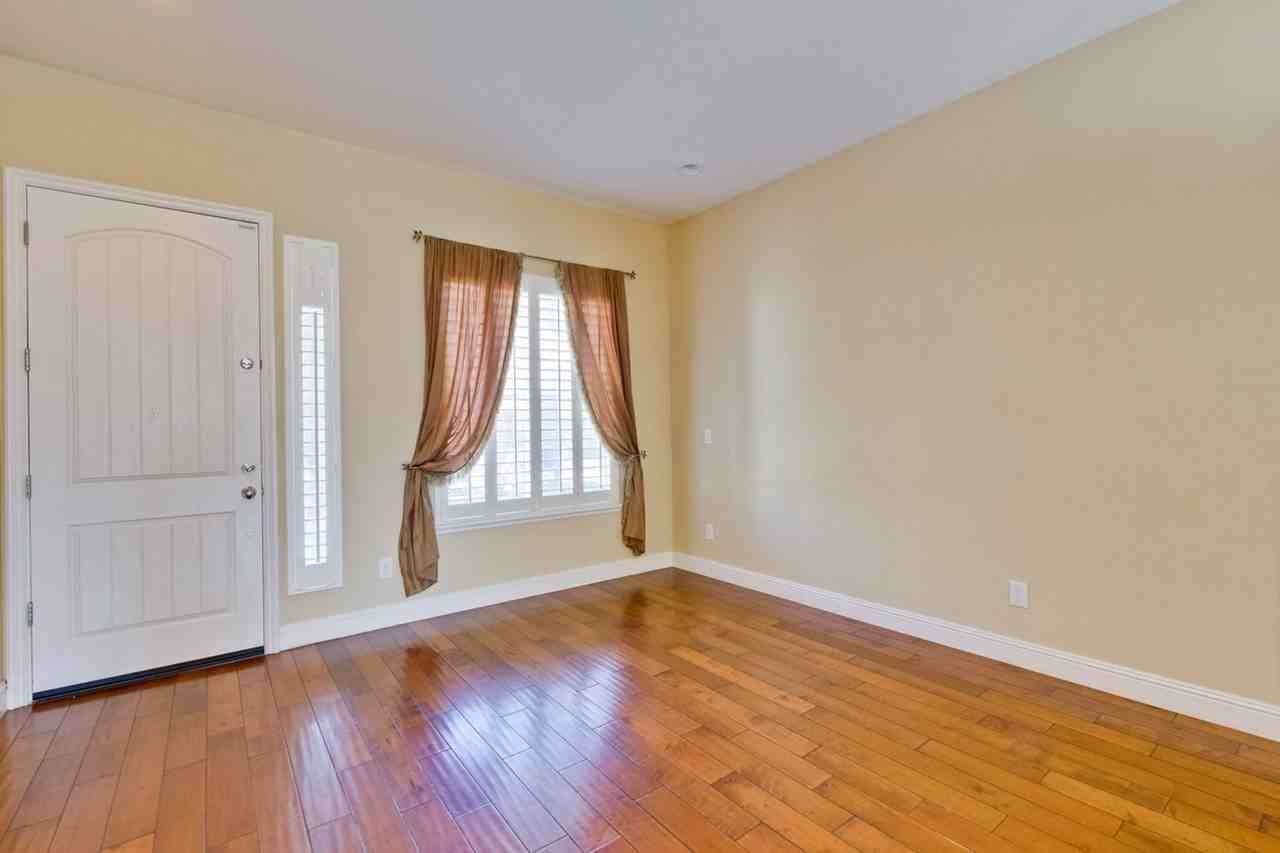 3027 Mousa Ct - Photo 7 of 50