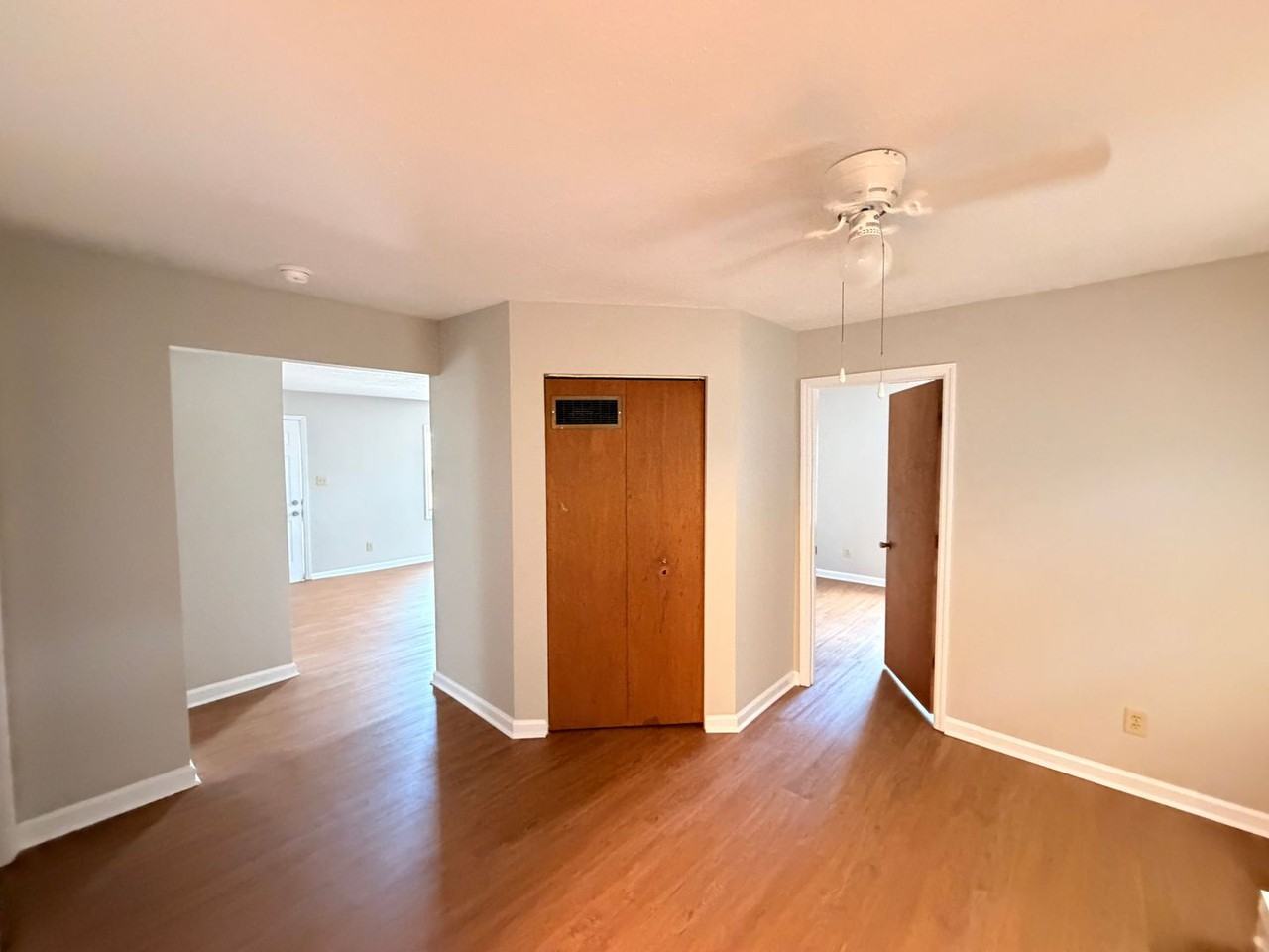 131 Lake St #A - Photo 4 of 28