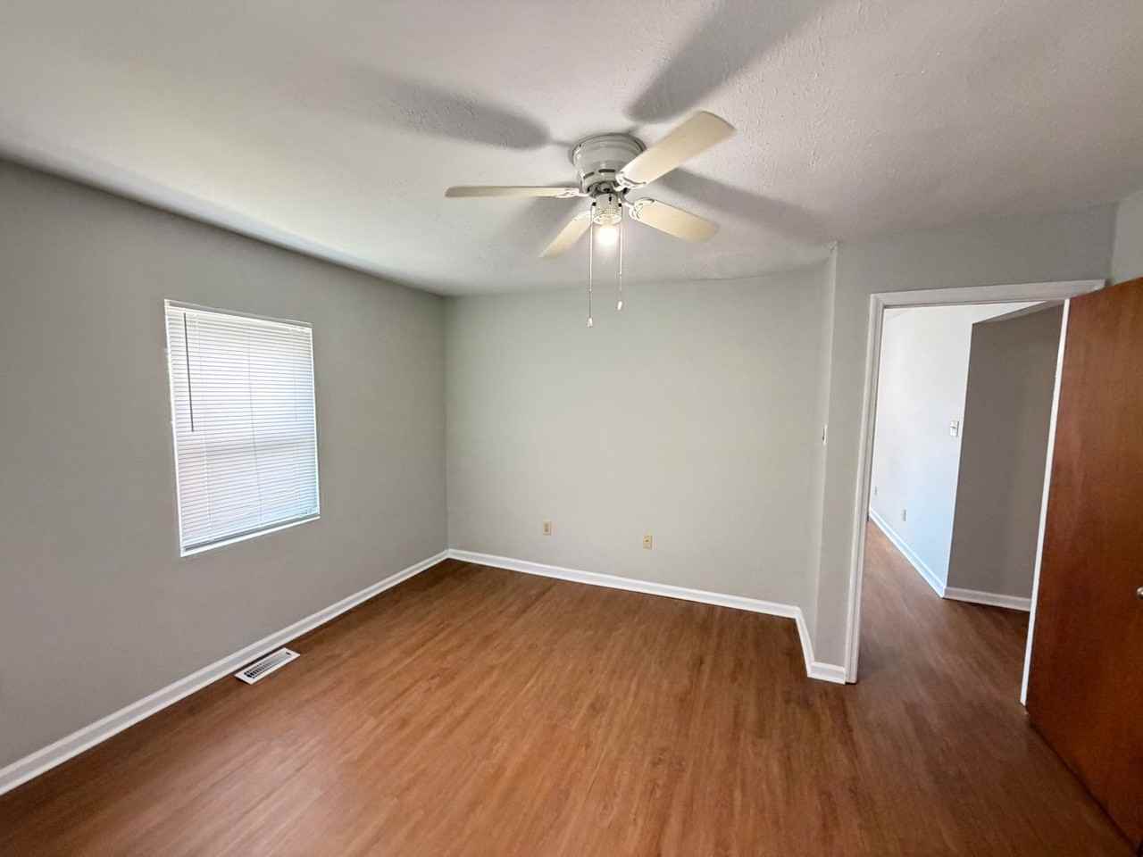 131 Lake St #A - Photo 6 of 28