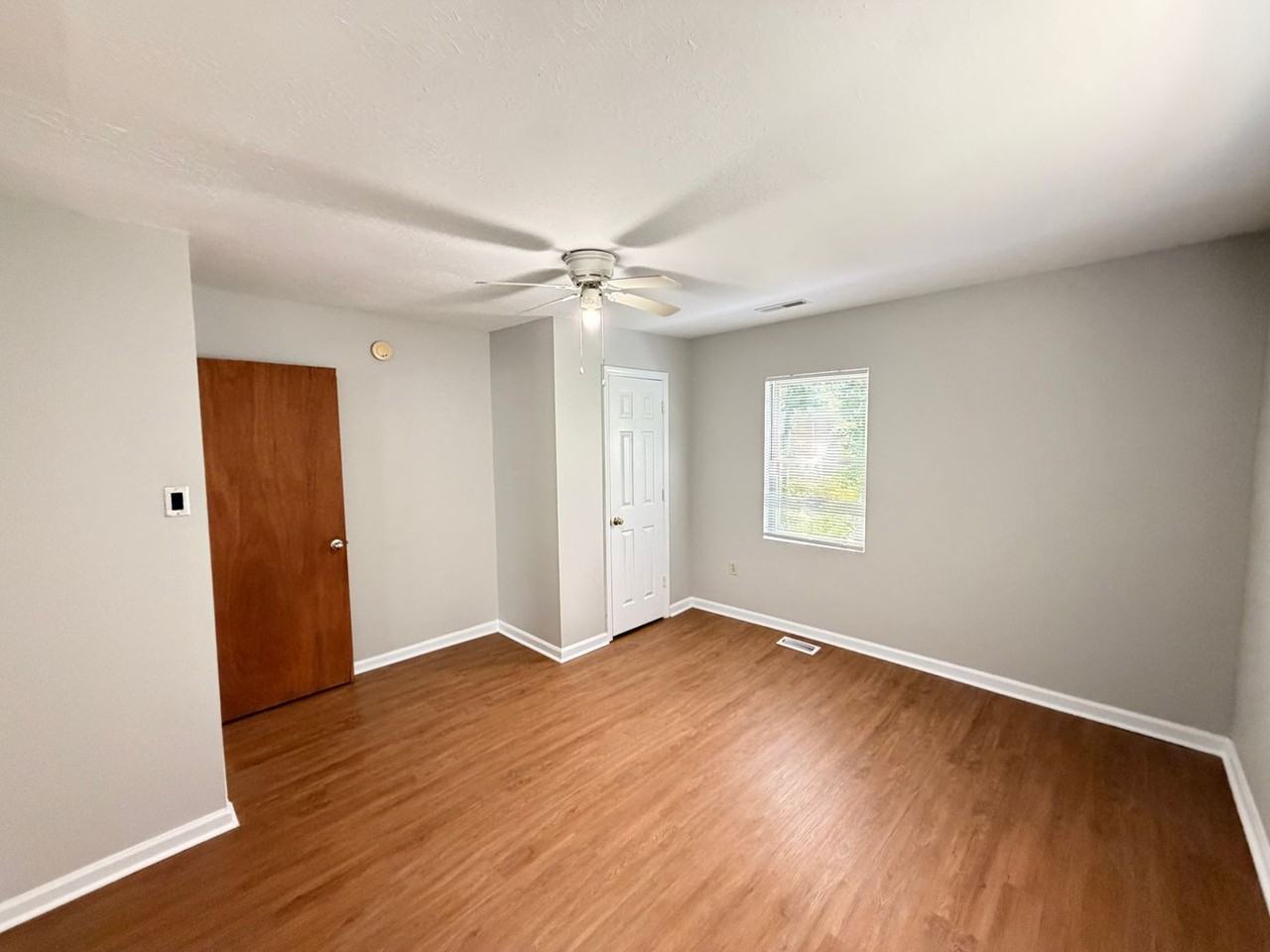 131 Lake St #A - Photo 7 of 28