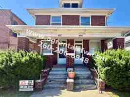 featured image of 407 High St