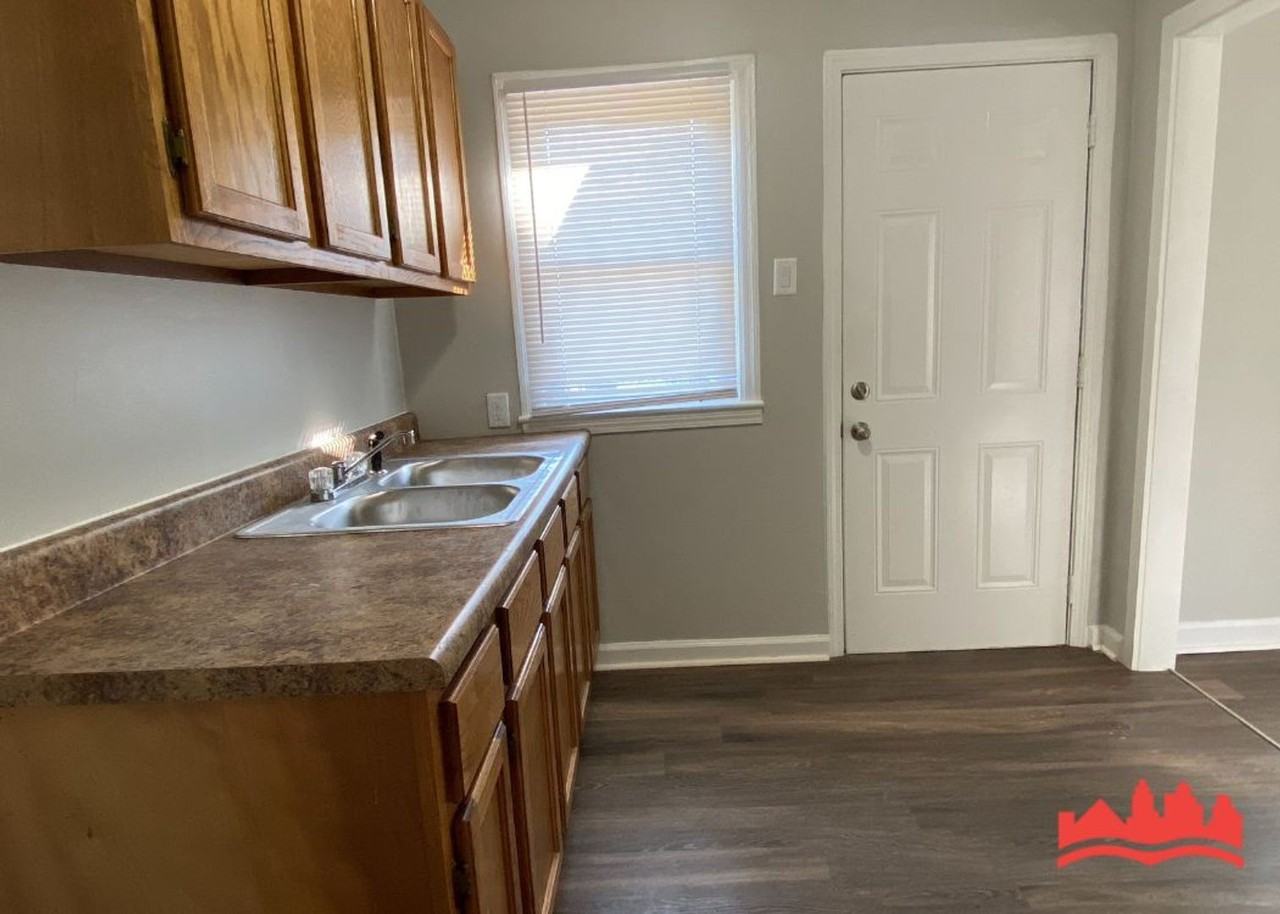 2853 Sage Rd - Photo 6 of 15