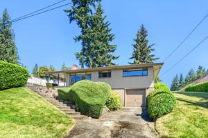 featured image of 10012 Ne 22nd St