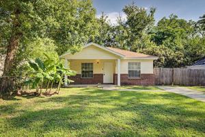 featured image of 3303 Broadway Ave