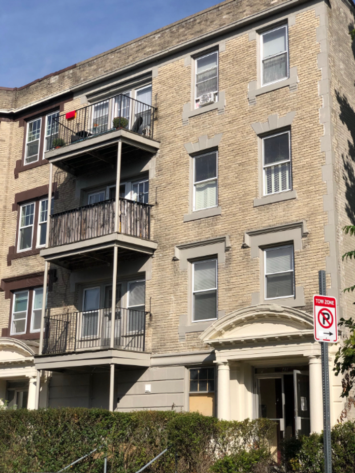 4 Englewood Ave #4 - Photo 2 of 11
