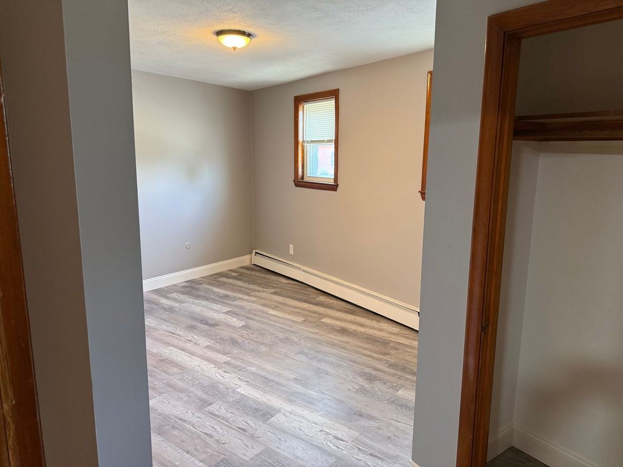 LD Beachmont LLC - Photo 4 of 23