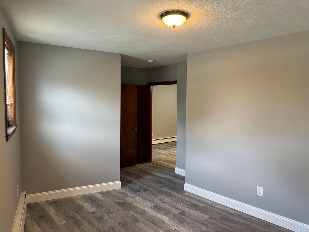LD Beachmont LLC - Photo 5 of 23