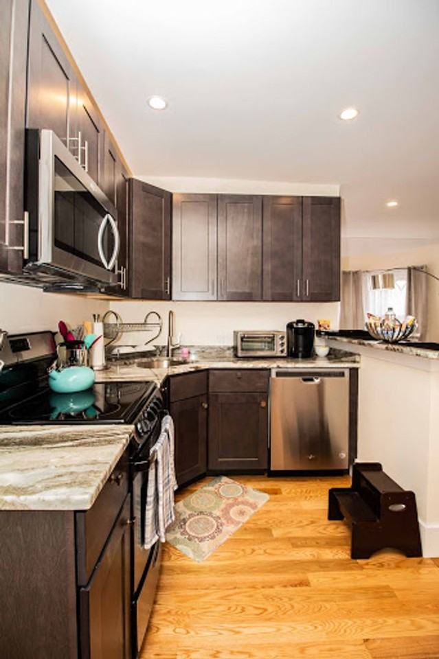 14 Chiswick Rd - Photo 4 of 19