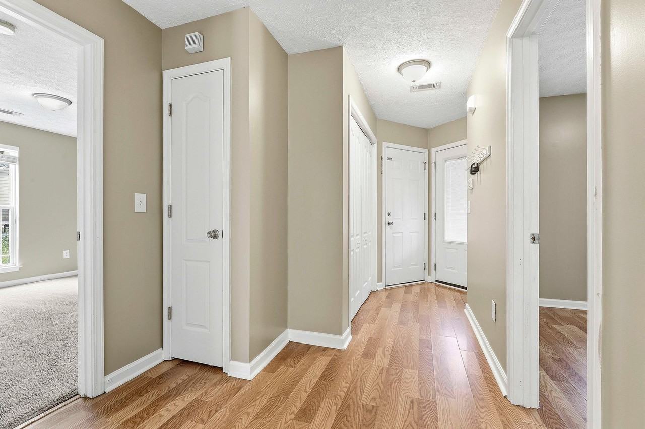 264 Wrightsburg Way - Photo 4 of 17