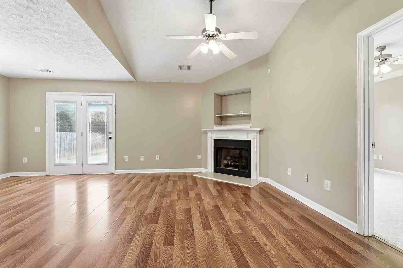 264 Wrightsburg Way - Photo 5 of 17