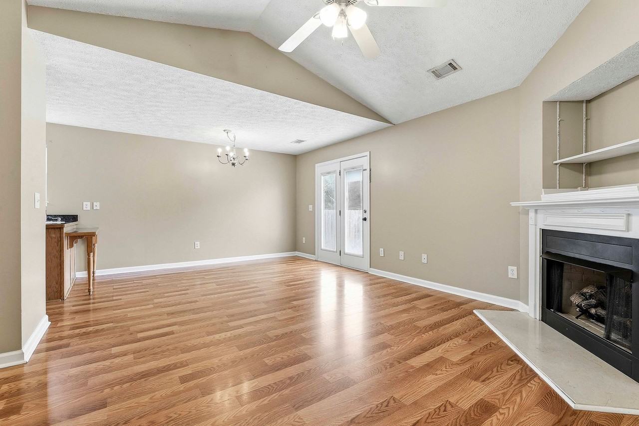 264 Wrightsburg Way - Photo 6 of 17