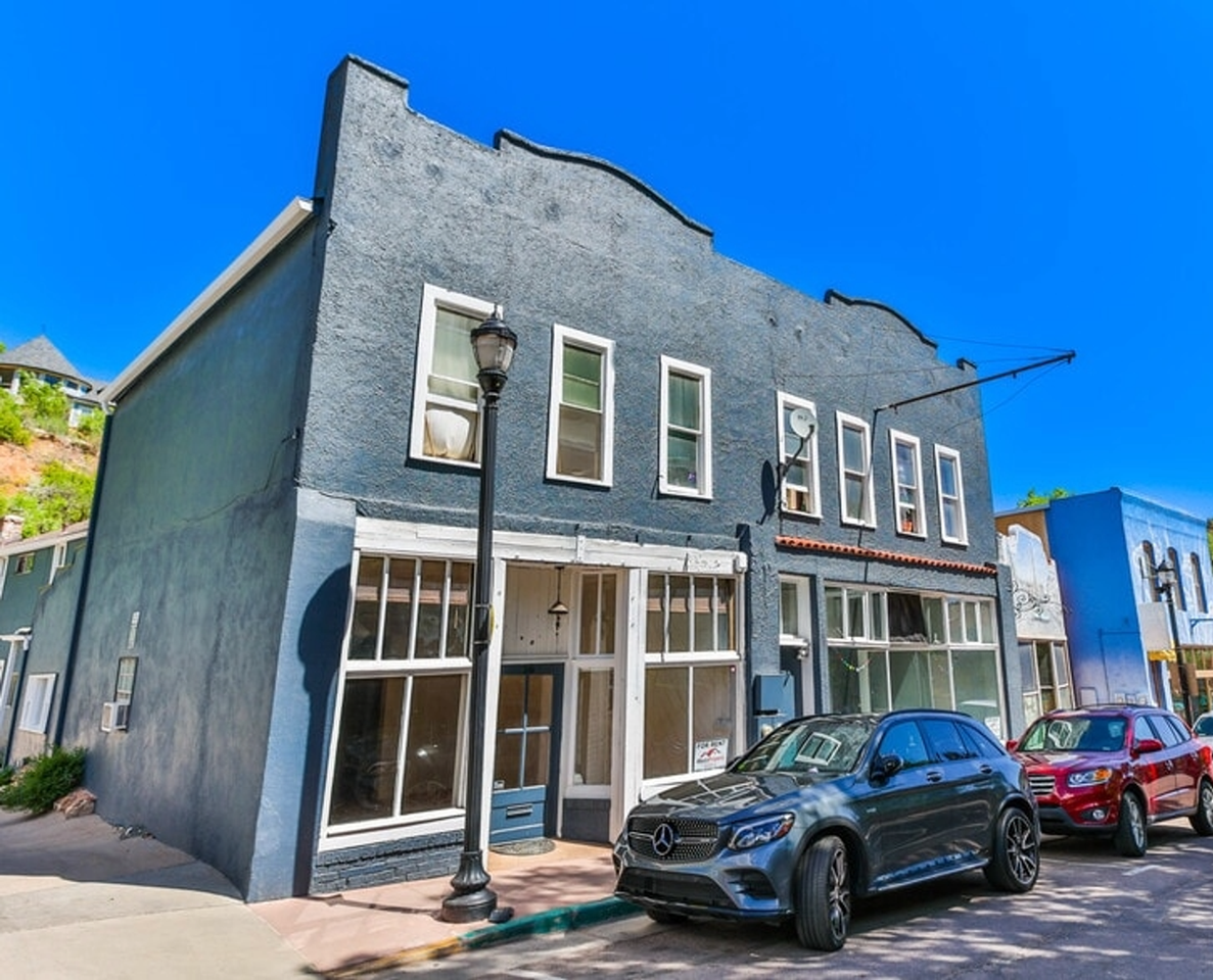 14 Ruxton Ave #16B - Photo 2 of 6