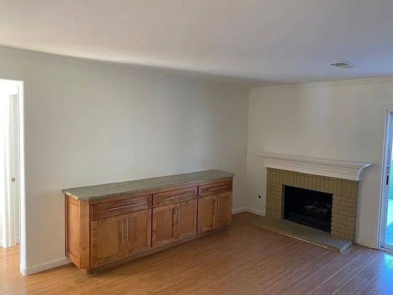 711 Oak Burl Ln - Photo 4 of 15