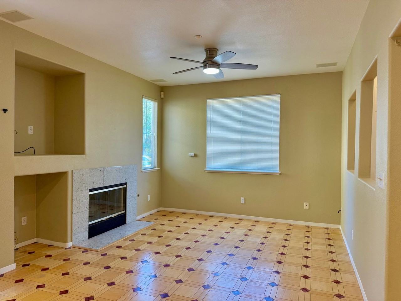 4061 Hemingway Cmn - Photo 5 of 21