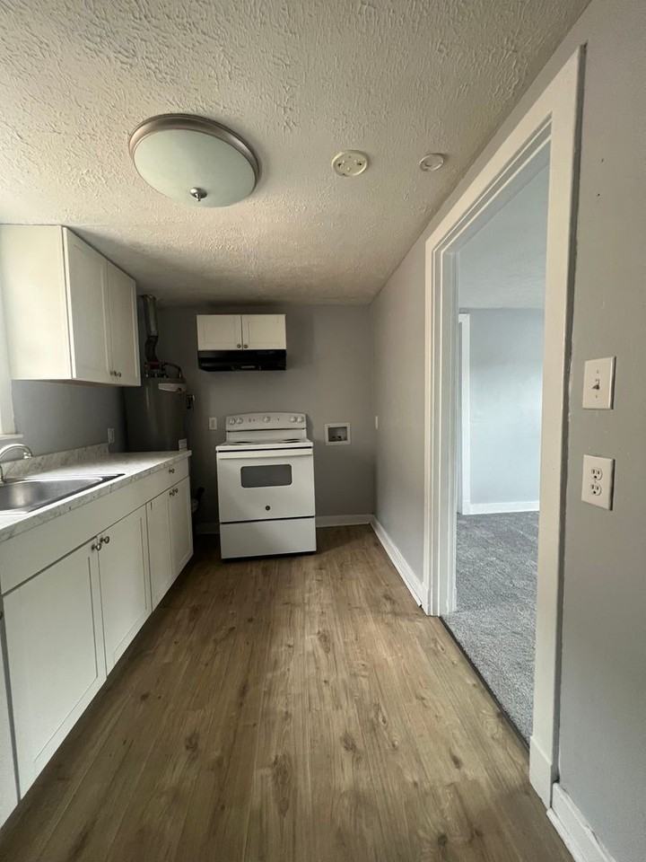 4228 Allmond Ave - Photo 3 of 11