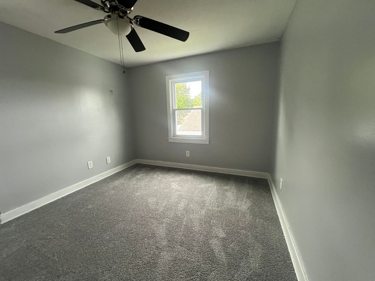 4228 Allmond Ave - Photo 5 of 11
