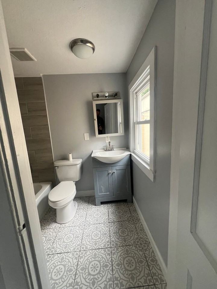 4228 Allmond Ave - Photo 7 of 11