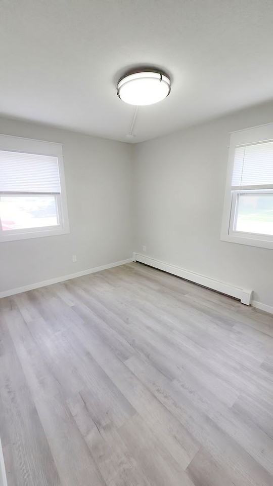 800 13th Street, West Des Moines - Photo 4 of 7
