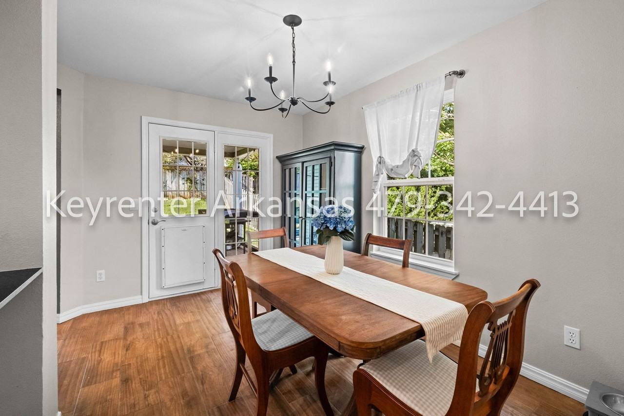 2943 E Setter St - Photo 6 of 29