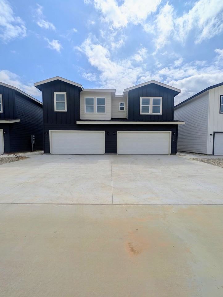 3501 E Renfro St #113