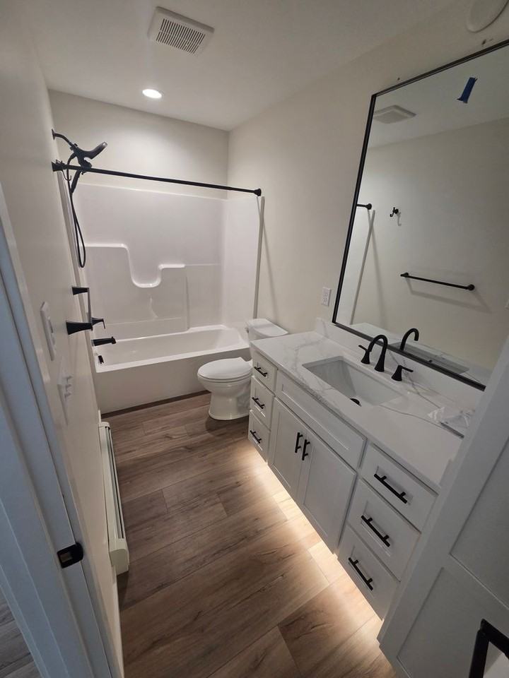 2106 Cottage Hill Cir - Photo 2 of 21