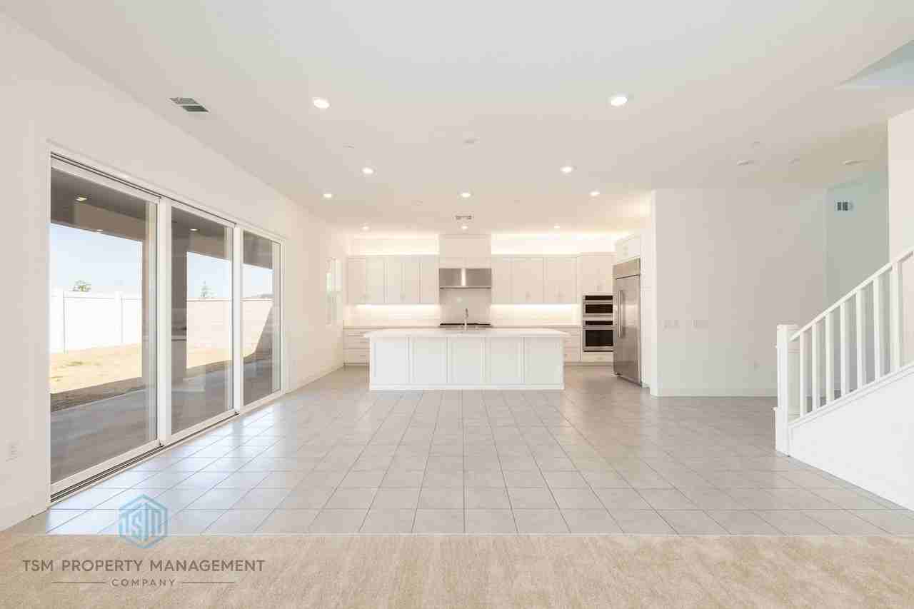 15437 La Subida Dr - Photo 7 of 23