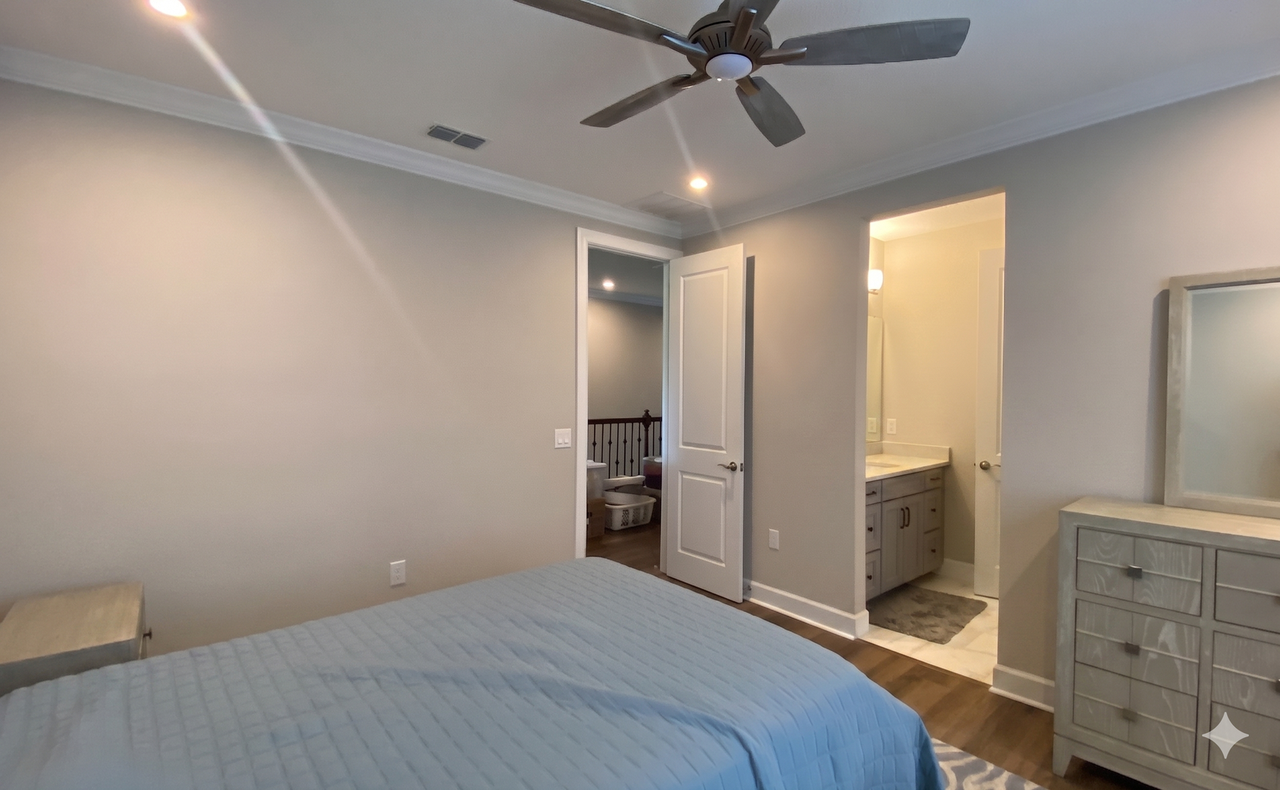 6875 Broglie St - Photo 5 of 28