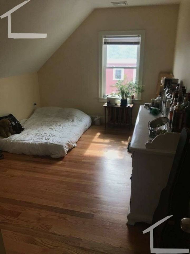 2 Sparhawk St - Photo 6 of 11