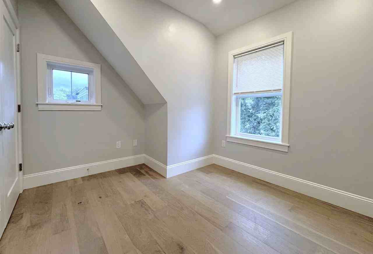 53 Fairbanks St - Photo 7 of 7