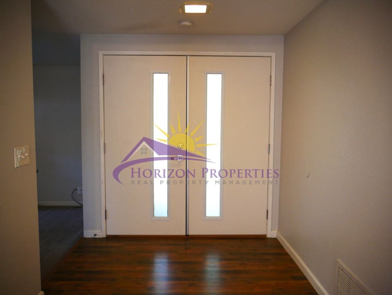 5329 Leavitt Way - Photo 3 of 32