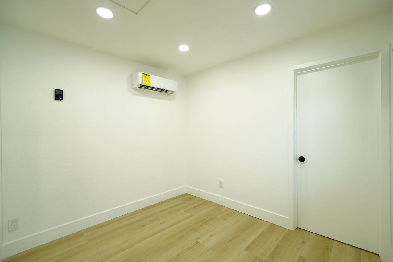 214-216 E High Ave - Photo 4 of 26