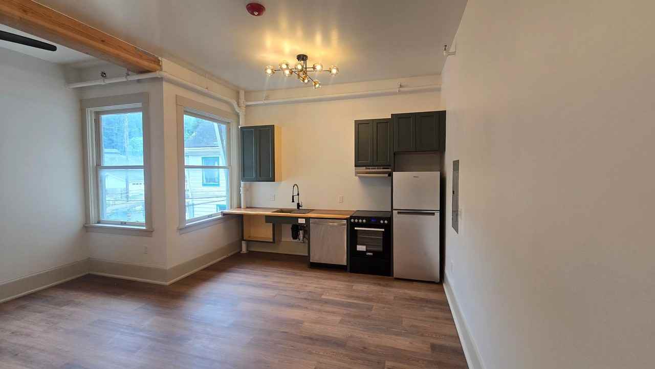 500 B Street - Photo 3 of 15