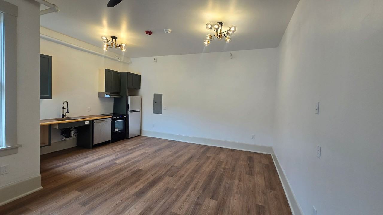 500 B Street - Photo 6 of 15
