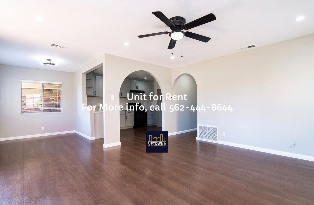 16003 Blackwood St - Photo 4 of 16