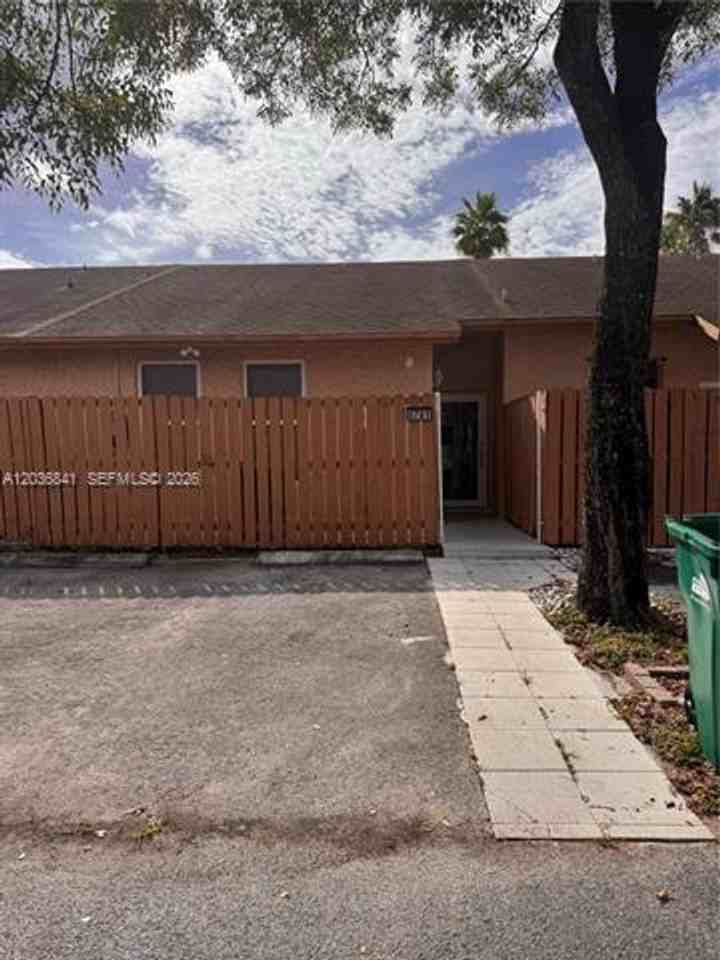6761 Nw 189th Ter - Photo 2 of 15
