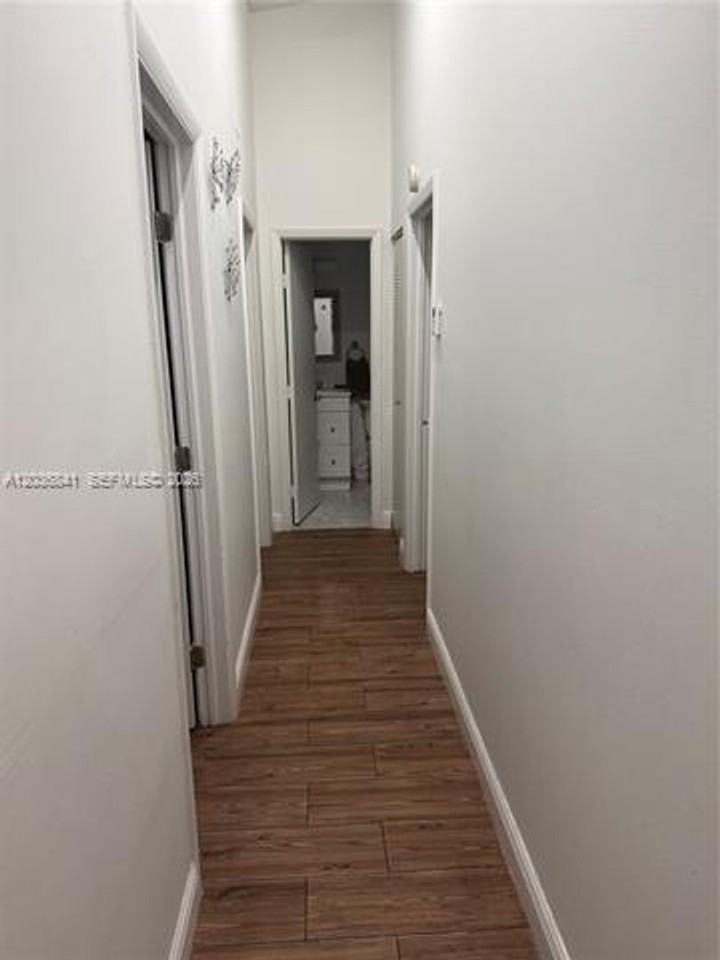 6761 Nw 189th Ter - Photo 6 of 15