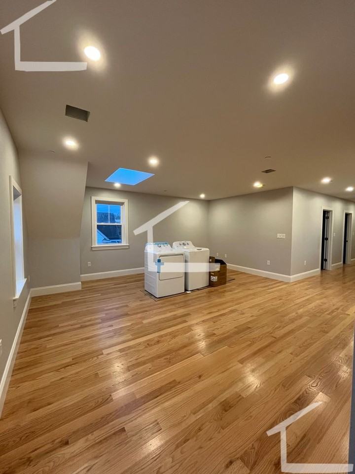 23 Shepard St - Photo 6 of 18