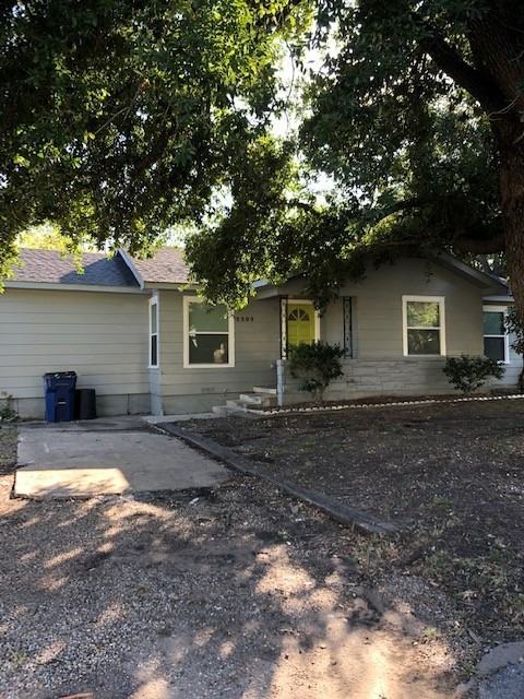 3303 Texas St - Photo 2 of 17